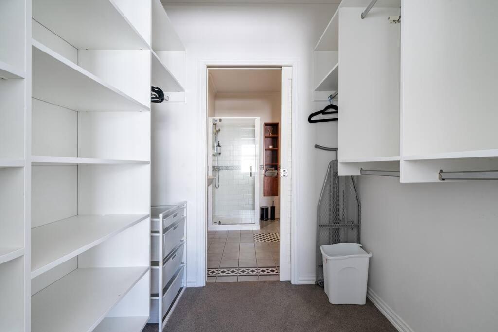 Spacious Penthouse With Spectacular Harbour Views! Auckland Exterior photo