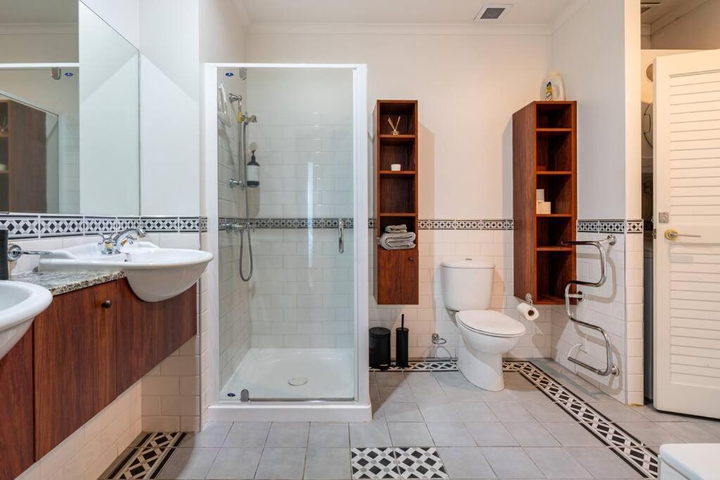 Spacious Penthouse With Spectacular Harbour Views! Auckland Exterior photo